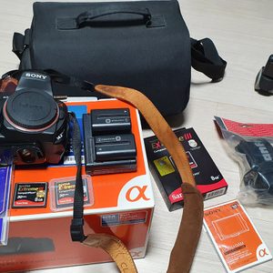 소니 DSLR A350K 바디 + 소니 DSLR 클럽 시그니쳐 넥스트랩 과 기타