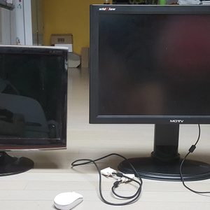 모니터 판매합니다(22인치 삼성, 24인치 motv티비겸 모니터)