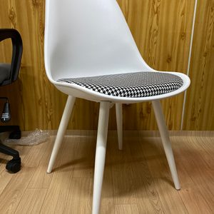인테리어 의자 화장대 의자 카페 의자