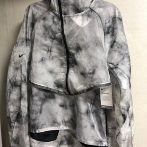 정품 나이키 테크 팩 트랜스폼 후디 재킷 바람막이
nike 테크팩