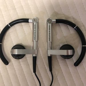 뱅앤올룹슨 (Bang & Olufsen)이어폰 a8