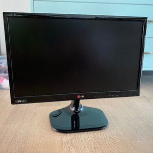Full HD LG 모니터겸 티비 (박스만 개봉한 새상품) 모니터 티비 엘지모니터 엘지티비