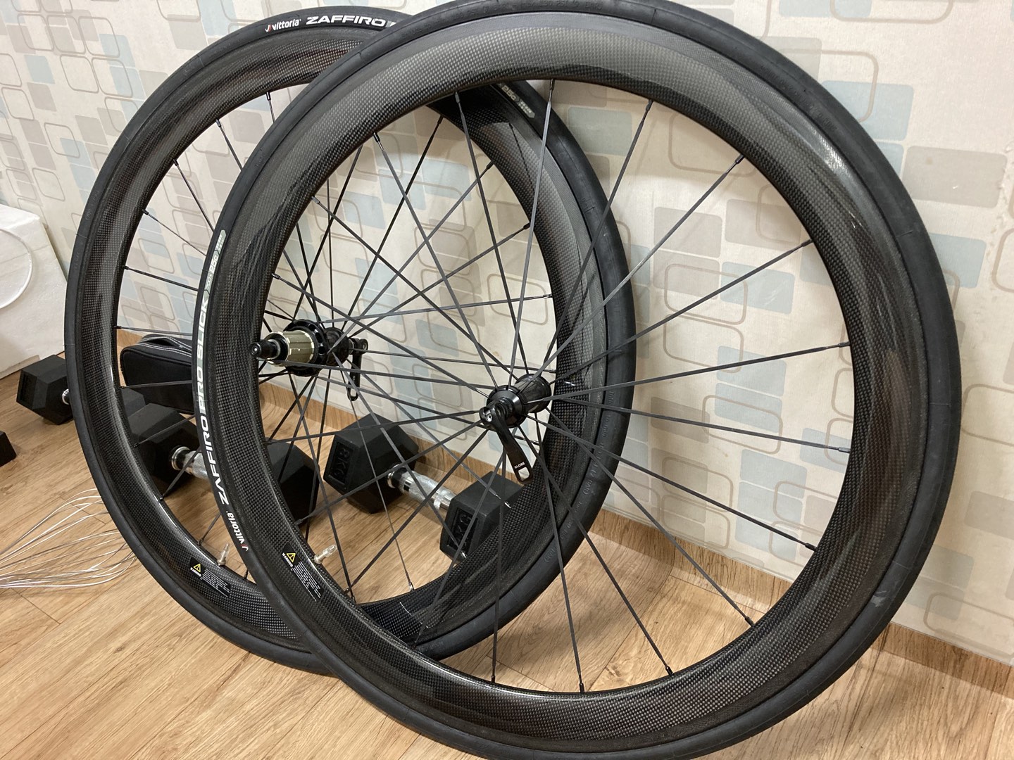 알리 자전거 카본