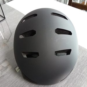 빅이글 어반헬멧 (자전거헬멧/킥보드헬멧) 팝니다.