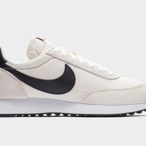 nike Air Tailwind 79 (265)
나이키 에어 테일윈드 79 (265)