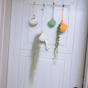마크라메 미니바구니 . 큰아이는입구가6cm,작은아이는5cm에요.큰아이는 7000.작은아이는6000 입니다.