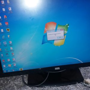 모니터밑디지털pc선포함(중소기업 22인치 컴퓨터모니터)