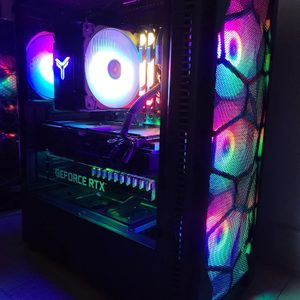 i9-9900K RTX2080본체급처