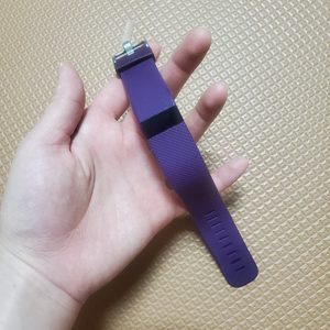 웨어러블기기 핏빗 차지hr