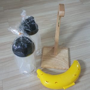 바나나걸이, 바나나통, 쉐이커통 2개, 컵뚜껑(컵받침) 4개, 핸드폰 스피커 일괄 판매
