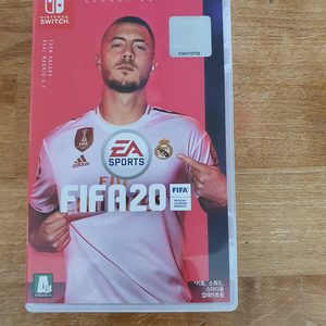 닌텐도스위치 피파20 레거시에디션 팝니다. fifa20 legacy edition