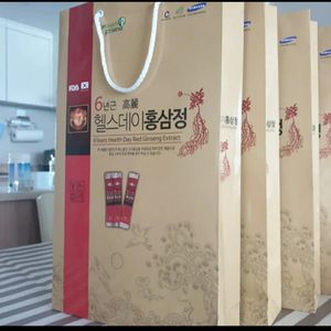 6년근 고려홍삼으로 만든 헬스데이 홍삼정 팝니다. 면역력 강화에 도움을 주는 6년근 고려홍삼 홍삼정 팝니다.