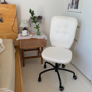 이케아 의자 홈체어 ikea 사무실의자 체어 소파 회전의자