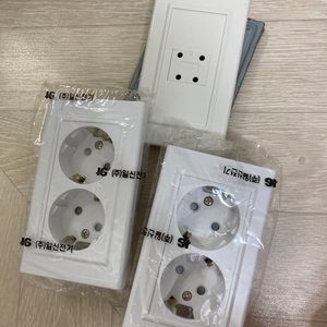 2구 콘센트 4P 전화콘센트 새거