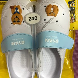 카카오프랜즈 실내화 새제품 라이언 240사이즈 학교실내화 아동실내화 초등학생실내화
