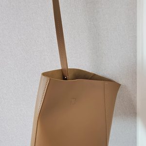 트라이 삼각 버킷/버킷/만두백/삼각백/트라이앵글/귀여운/버킷/크로스끈도있음