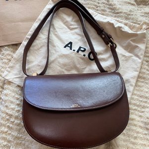 apc 아페쎄 제네바백