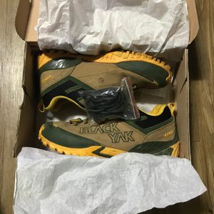 블랙야크 등산화 270