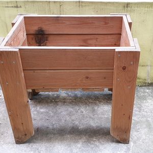 방부목 화분 ㅡ 62 x 42 x 61( 적당한 사이즈에요)