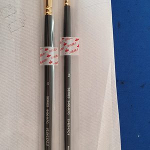 바바라붓SERIES9400-KFG (아크릴유화겸용붓)2호,4호 각각9개씩있어요 새붓입니다