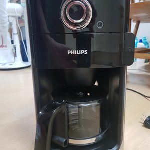 홈카페 아이템) 그라인더+커피메이커 기능의 필립스 HD7762 커피메이커 팔아요