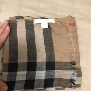 버버리 키즈 스카프 / 버버리키즈 머플러