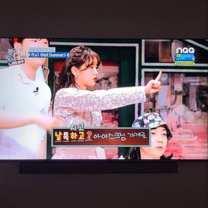 삼성 65인치 QLED 퀀텀닷 65KS800D TV 팝니다.