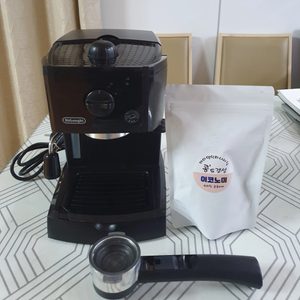 커피머신 드롱기 반자동 커피머신 EC150 가정용커피머신