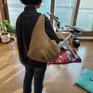보테가베네타 숄더백(정품)/명품백/숄더백/보테가베네타(가격인하)