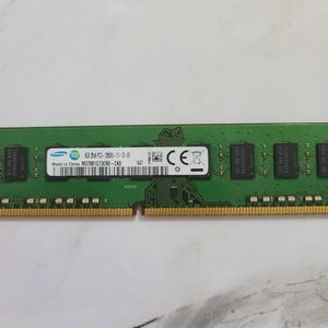 DDR4 4G 4개 DDR3 8G 1개