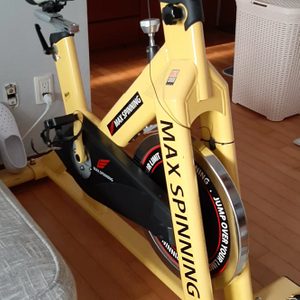 스피닝 자전거 맥스 스피닝 실내 자전거 헬스 자전거