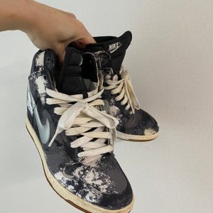 (정품)나이키 덩크스카이하이 (us8/245-250) nike 키높이 덩크