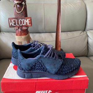 Nike 우븐 운동화 작게나온260(255-260)