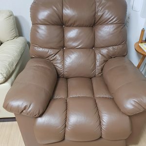 레이지보이 깁슨 전동형 브라운 100만원