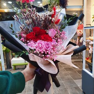 생일꽃다발 결혼기념일 여친꽃선물 생화장미꽃다발