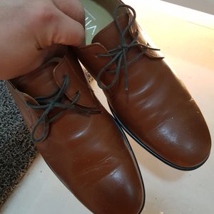 브라운남성구두팝니다.