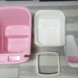 버드시아 욕조 세트(욕조+아기욕조+받침대)와 머머 아기비데 팝니다.