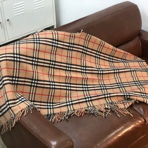 정품 버버리숄 버버리판초 버버리망토 버버리가디건 버버리목도리 버버리