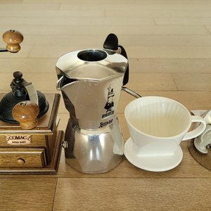 커피 용품(커피밀, 모카포트, 드리퍼, 주전자) 정리(모카포트, 주전자 판매완료)