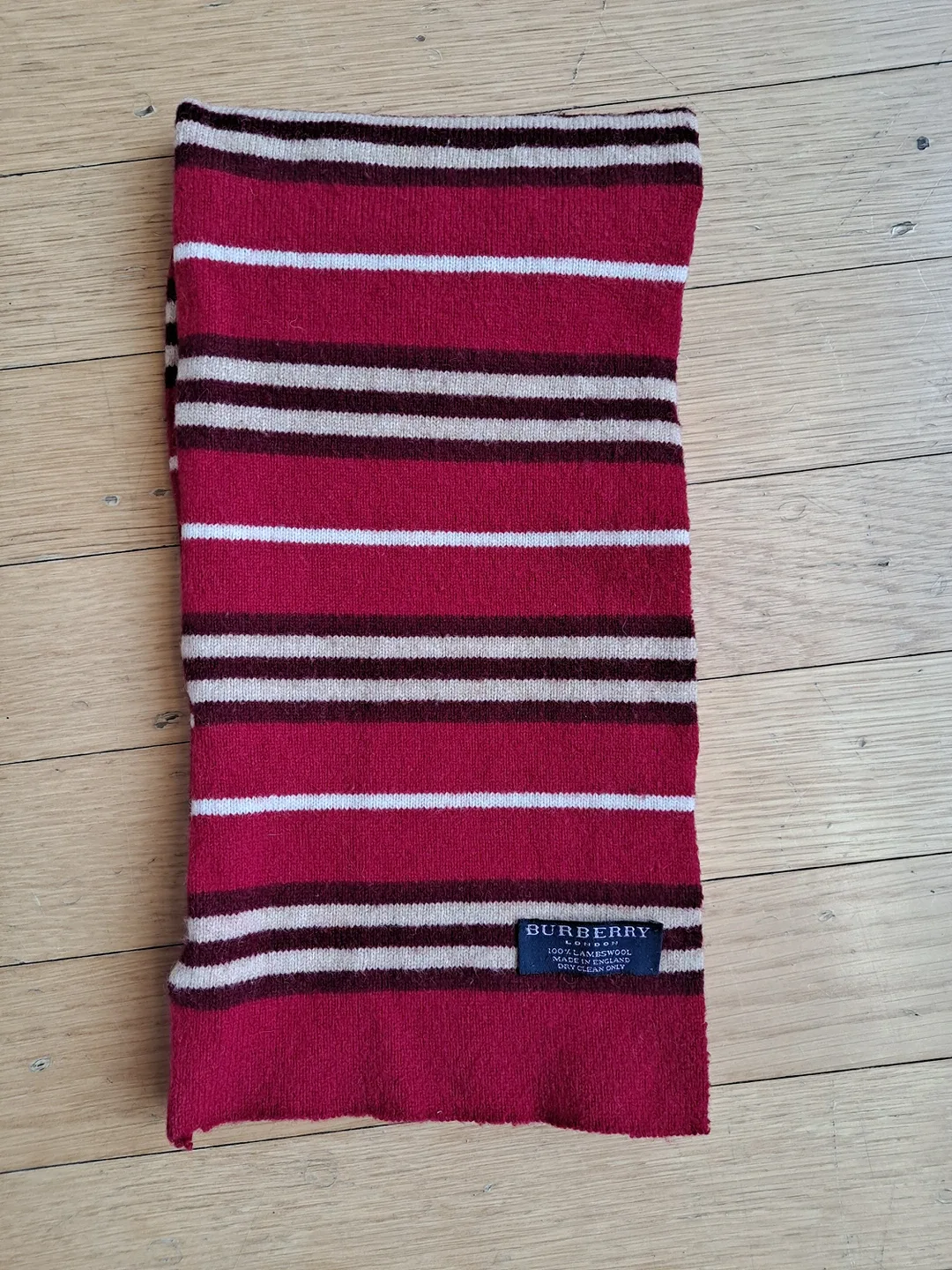 버버리 램스울 목도리