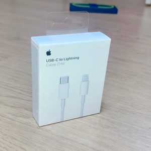 USB-C to Lightning cable (1m) 아이폰 충전기 /정품 충전기 /고속충전기/ 아이패드 충전기