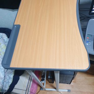 학교 스탠딩 책상, 스탠딩 데스크, 키다리 키높이 책상, 졸음 방지 책상, 높은 책상