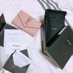 새상품(정품) 풀박스 YSL 입생로랑 핑크 반지갑