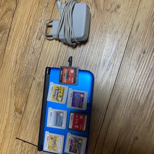닌텐도3DS(포켓몬스터Y,포켓몬스터 울트라 문,메이플스토리,슈퍼마리오 브라더스2,비상구,메트로이드헌터)