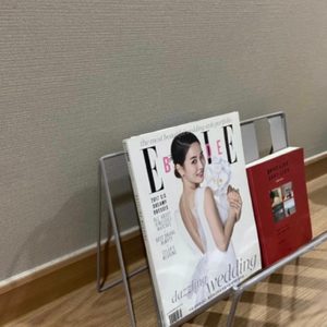 인테리어 잡지꽂이