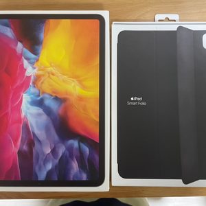 아이패드 프로 2세대 128G wifi 판매합니다. Apple 2020년 iPad Pro 11 2세대