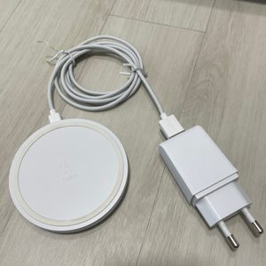 벨킨무선충전기 판매합니다-! 벨킨 무선충전기 충전기 벨킨충전기