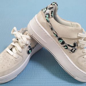 나이키 여성운동화235 나이키여성 스니커즈235