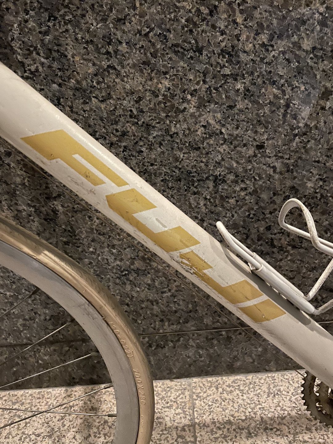 fuji 하이브리드 자전거