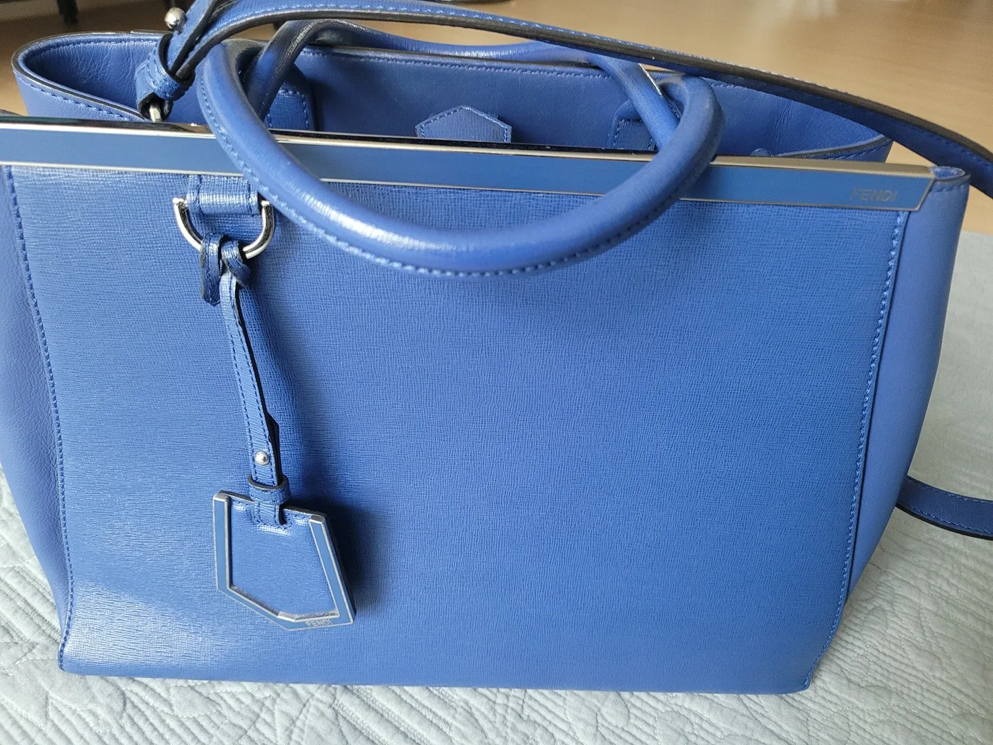 펜디 정품 중고 가방 판매